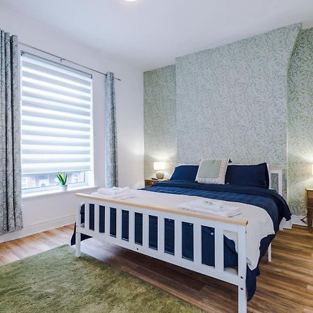 4 Bedroom Victorian House Manchester Esterno foto