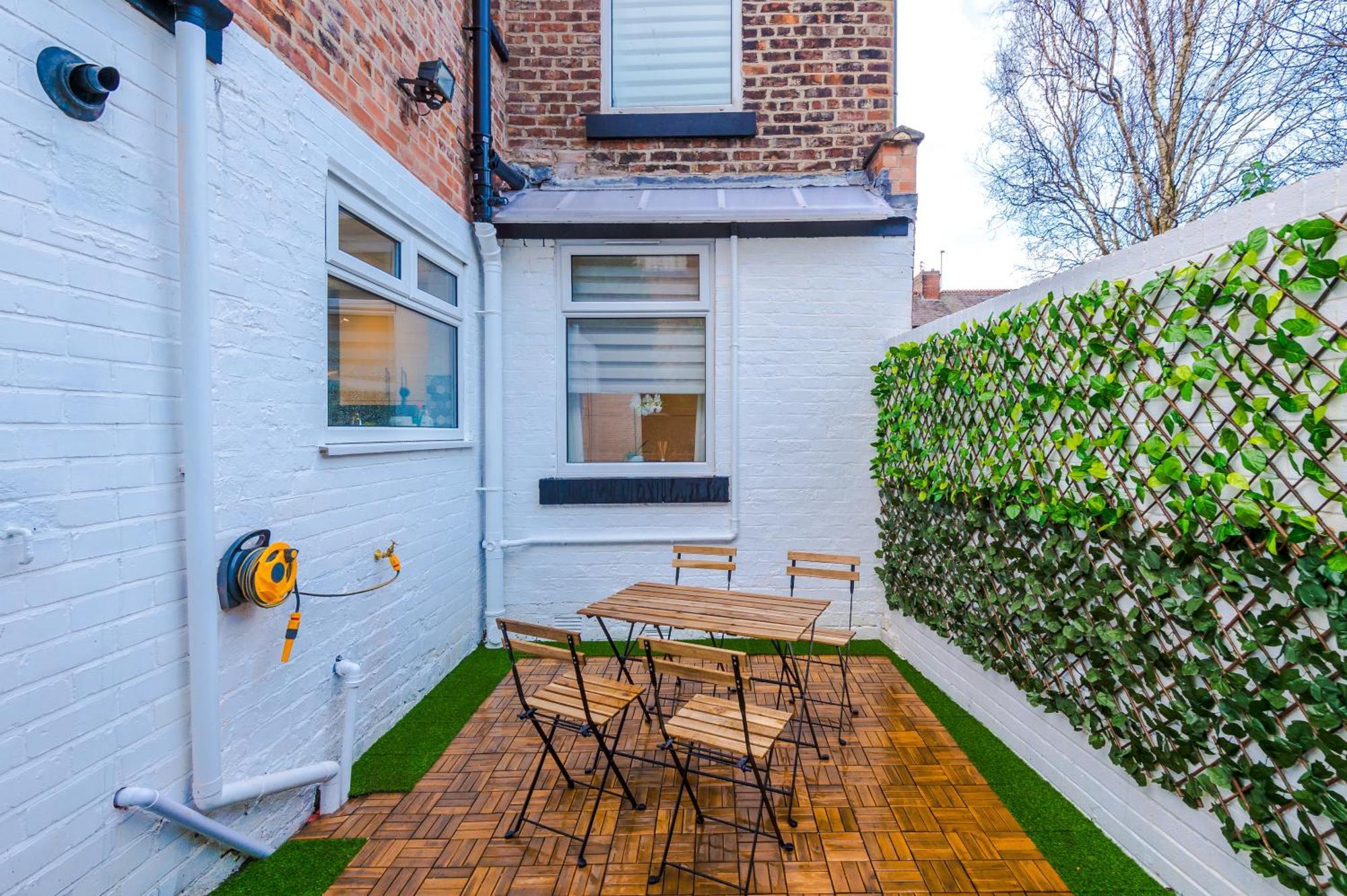 4 Bedroom Victorian House Manchester Esterno foto
