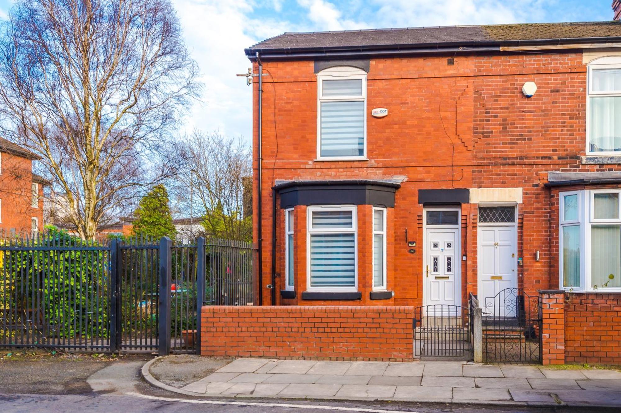 4 Bedroom Victorian House Manchester Esterno foto